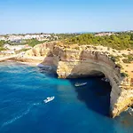 Laura By Algarve Vacation Villa *