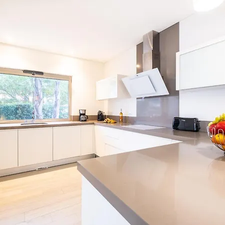 Laura By Algarve Vacation Villa Albufeira