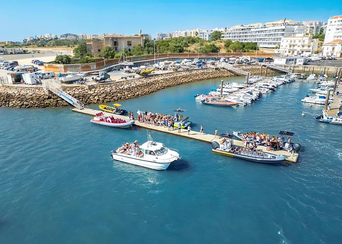 Laura By Algarve Vacation 别墅 *